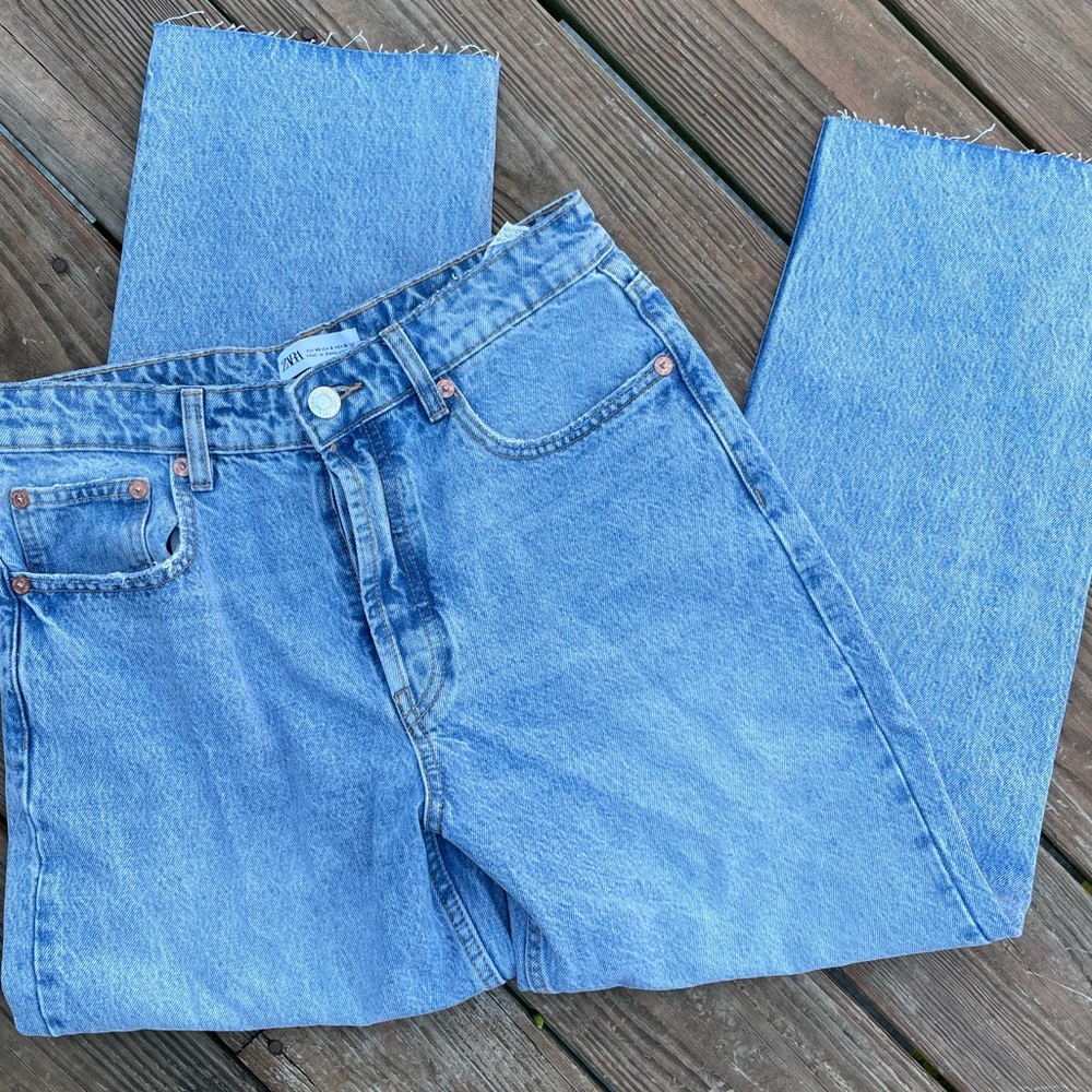 New Zara High Rise Straight Leg Jeans
